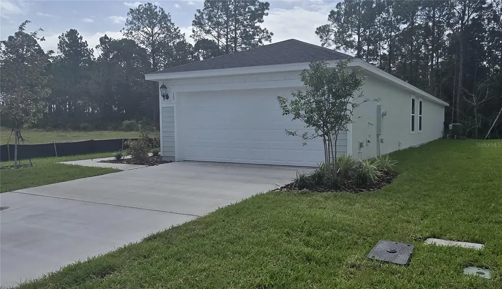 13 Dilly Court Palm Coast FL 32164