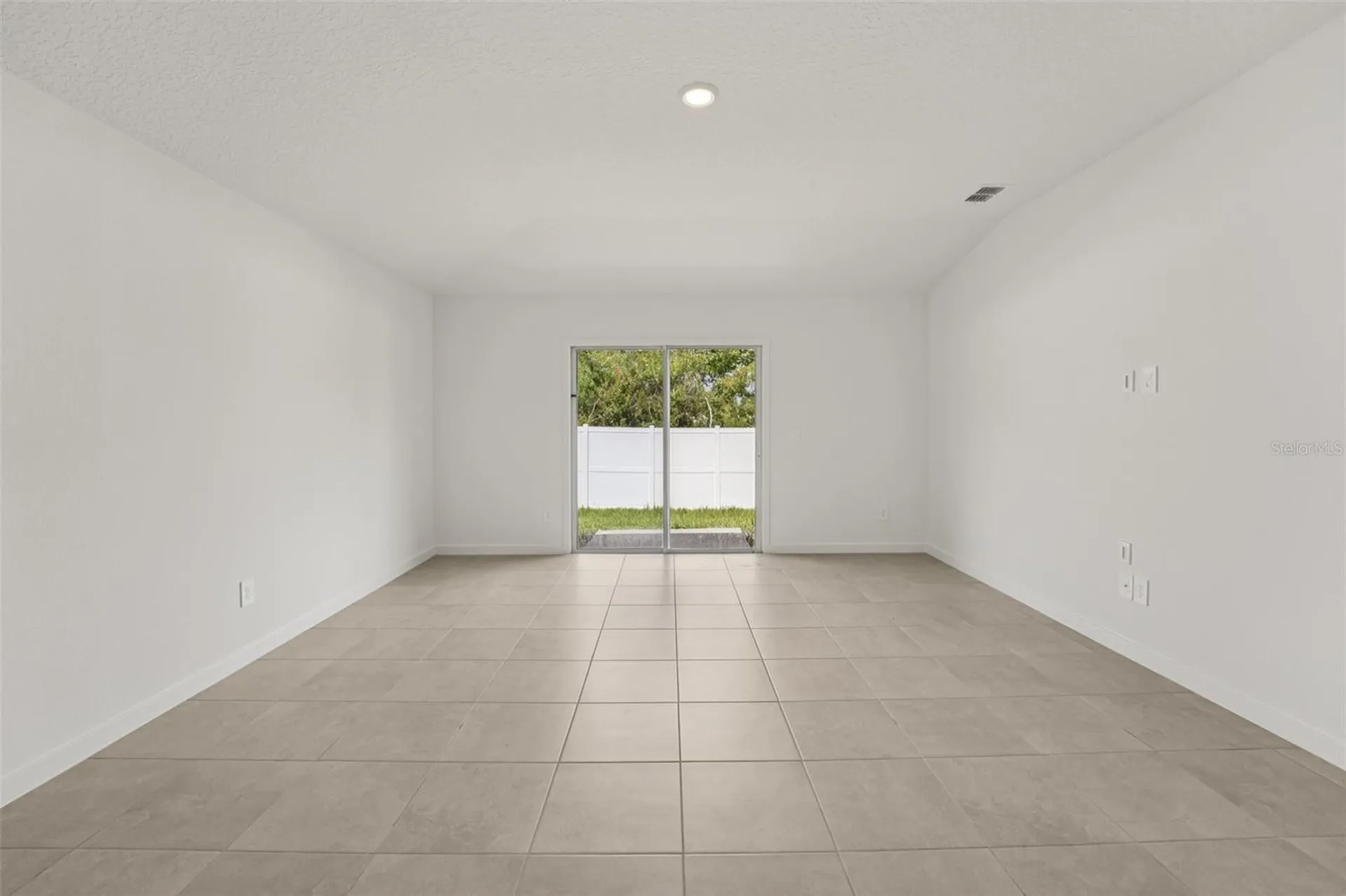 13 Dilly Court Palm Coast FL 32164