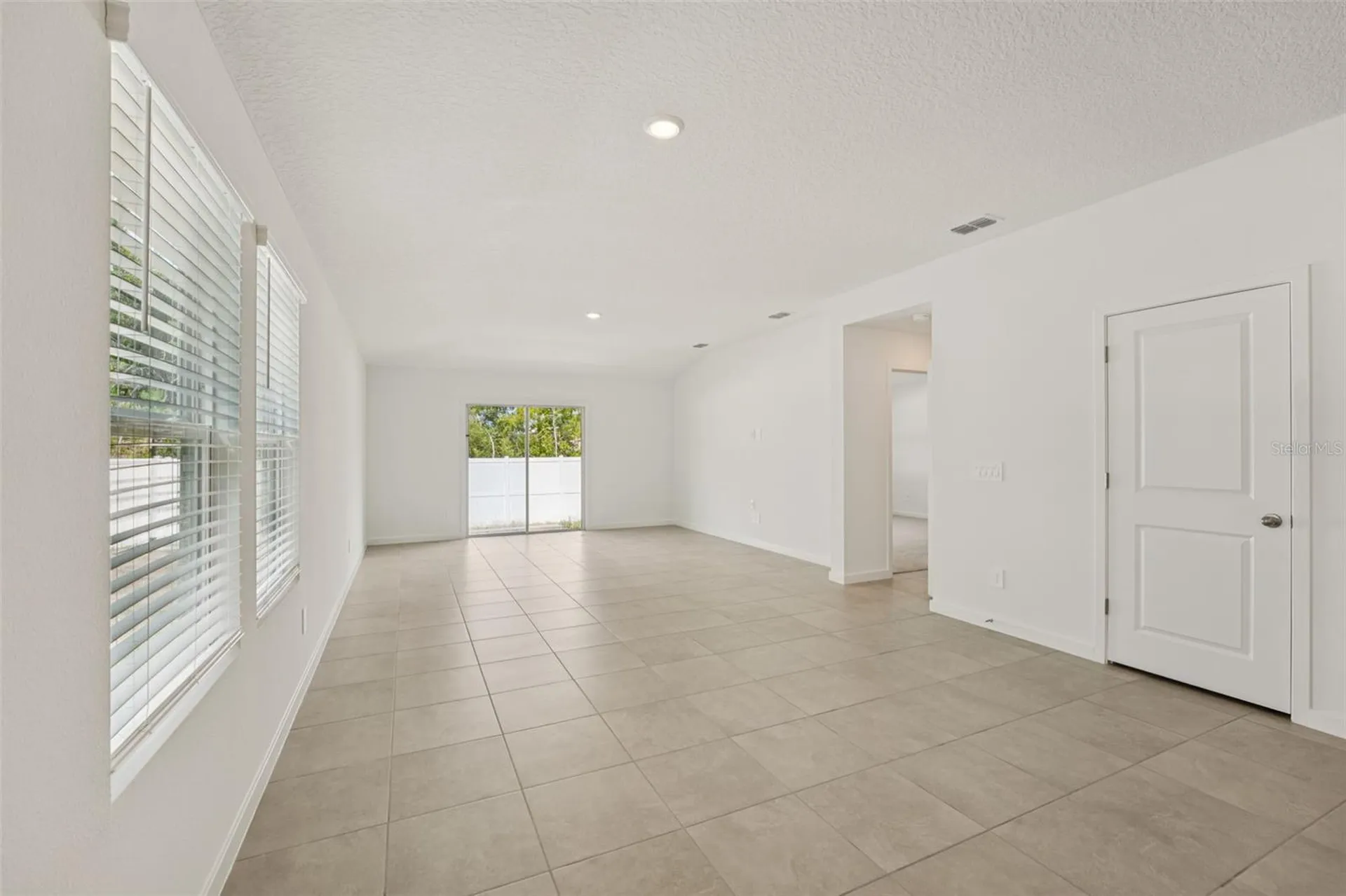 13 Dilly Court Palm Coast FL 32164