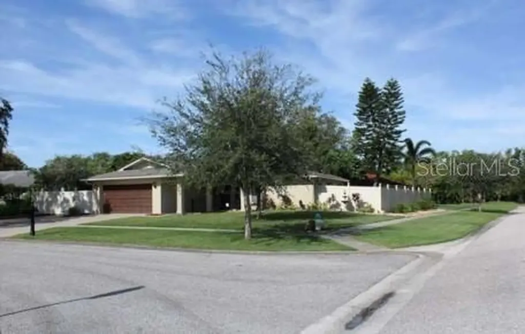 1508 Carrolwood Drive Sarasota FL 34232