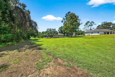 11240 Grandview Drive Dade City FL 33525