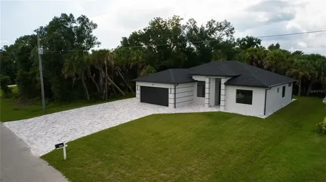 1493 Boswell Street North Port FL 34288