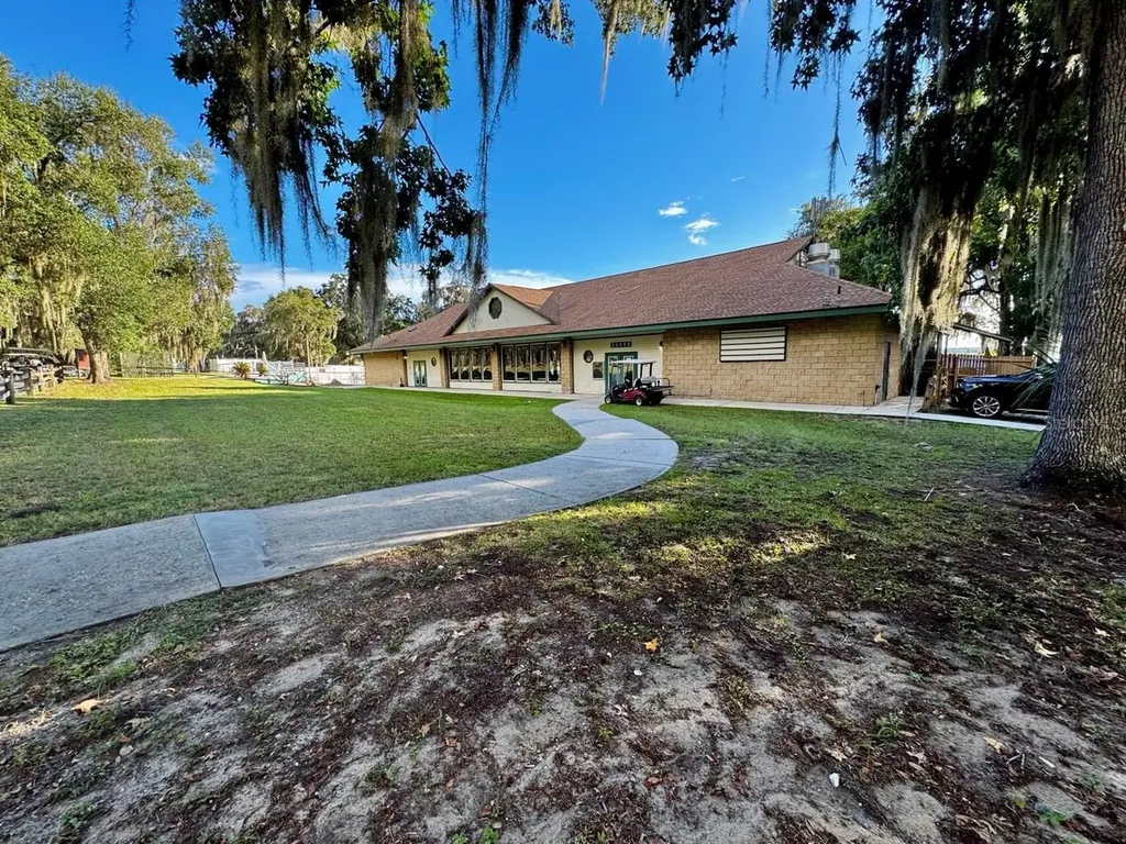 14365 NE 252nd Court Road Salt Springs FL 32134