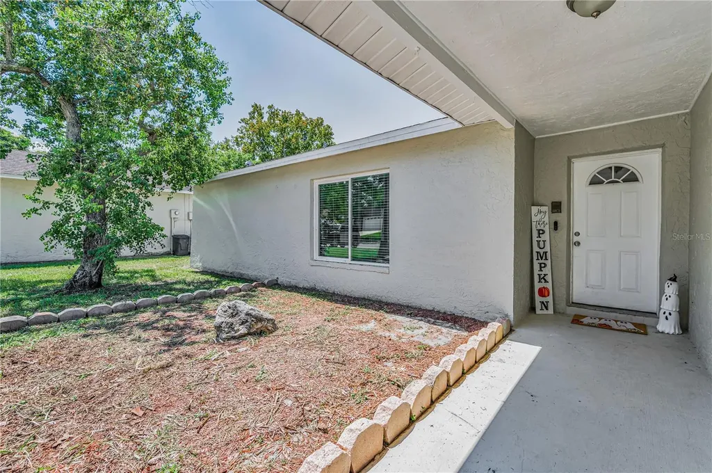 11121 Peppertree Lane Port Richey FL 34668