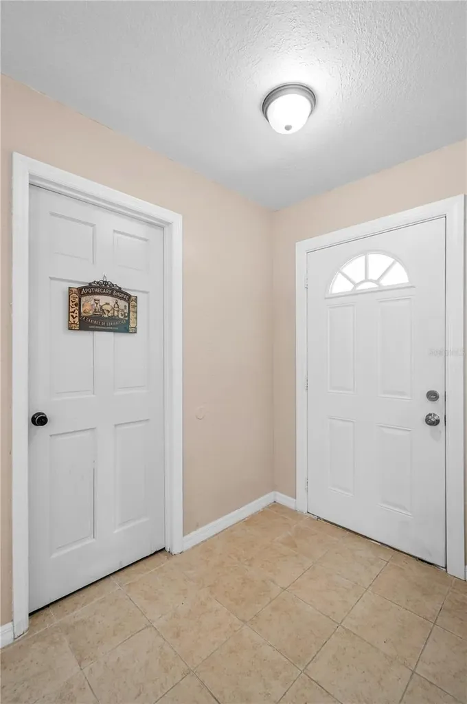 11121 Peppertree Lane Port Richey FL 34668
