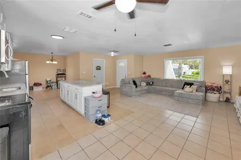 11121 Peppertree Lane Port Richey FL 34668