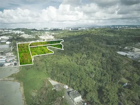 Carretera 2, Km 3.1 Bayamon PR 00961