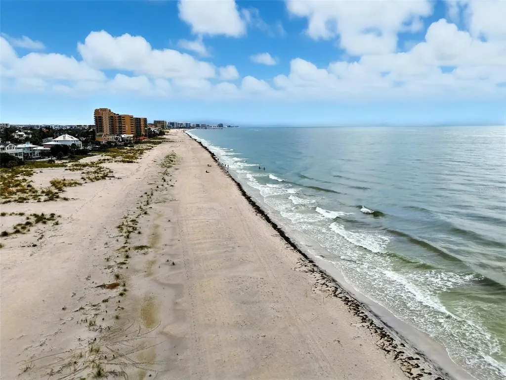 1024 Eldorado Avenue Clearwater Beach FL 33767