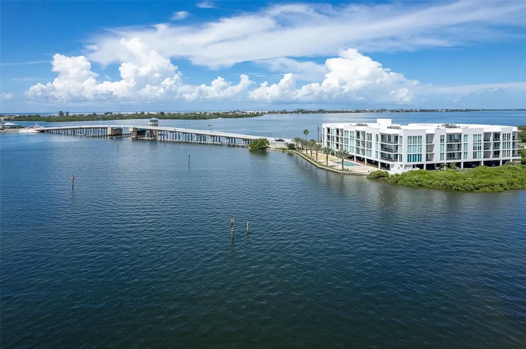 1375 Beach Road Englewood FL 34223