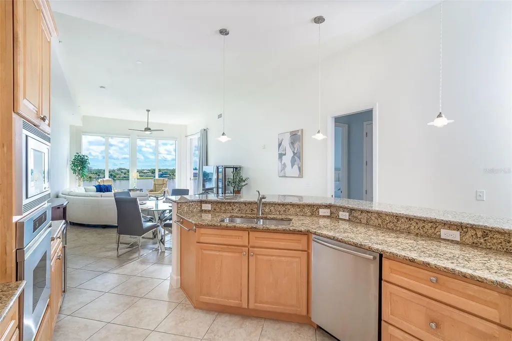 1375 Beach Road Englewood FL 34223