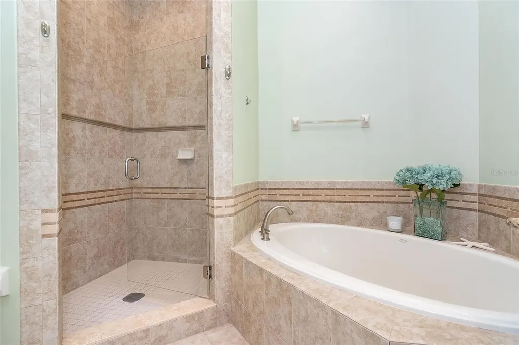 1375 Beach Road Englewood FL 34223