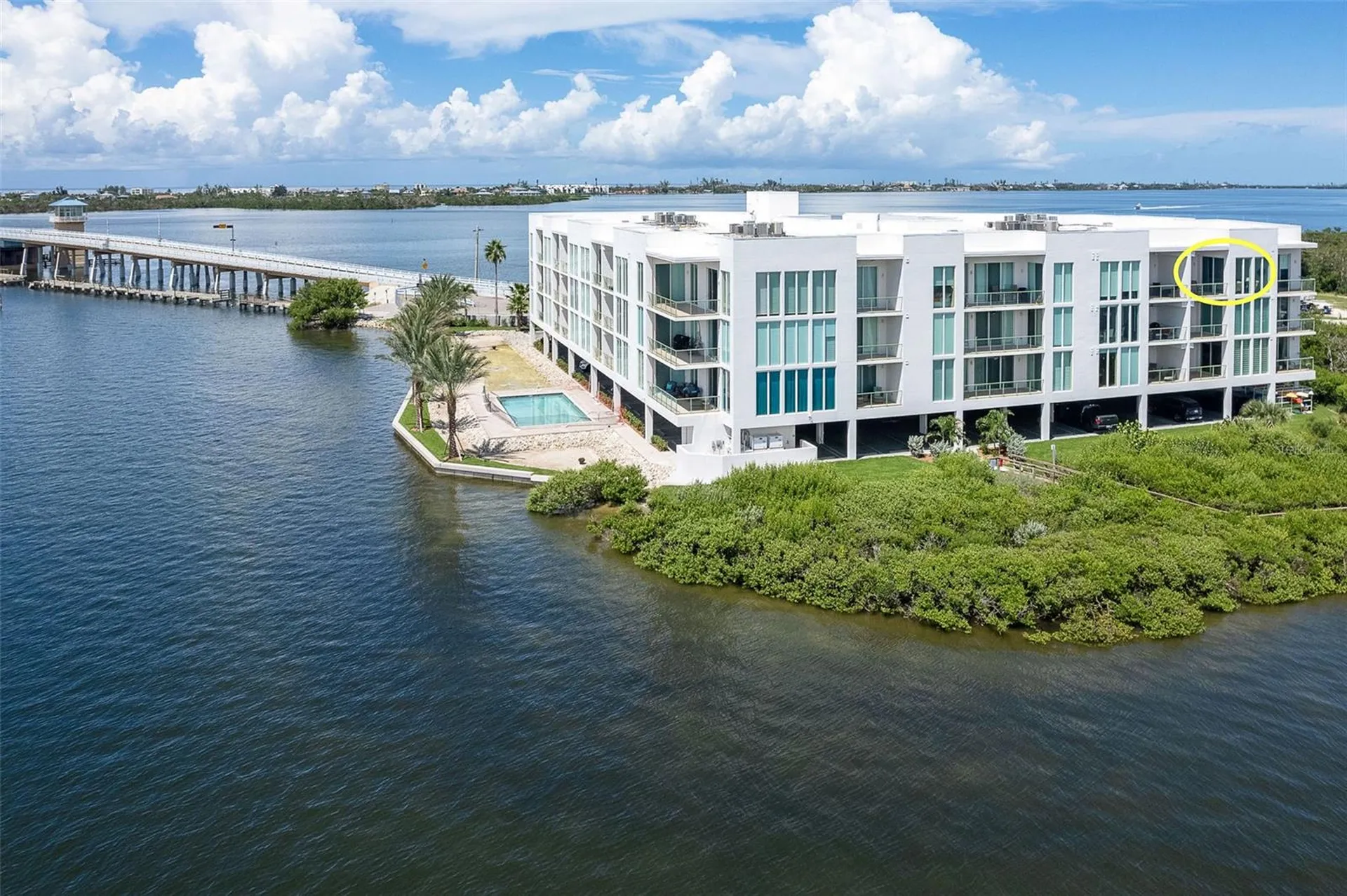 1375 Beach Road Englewood FL 34223