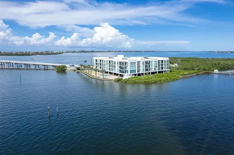 1375 Beach Road Englewood FL 34223
