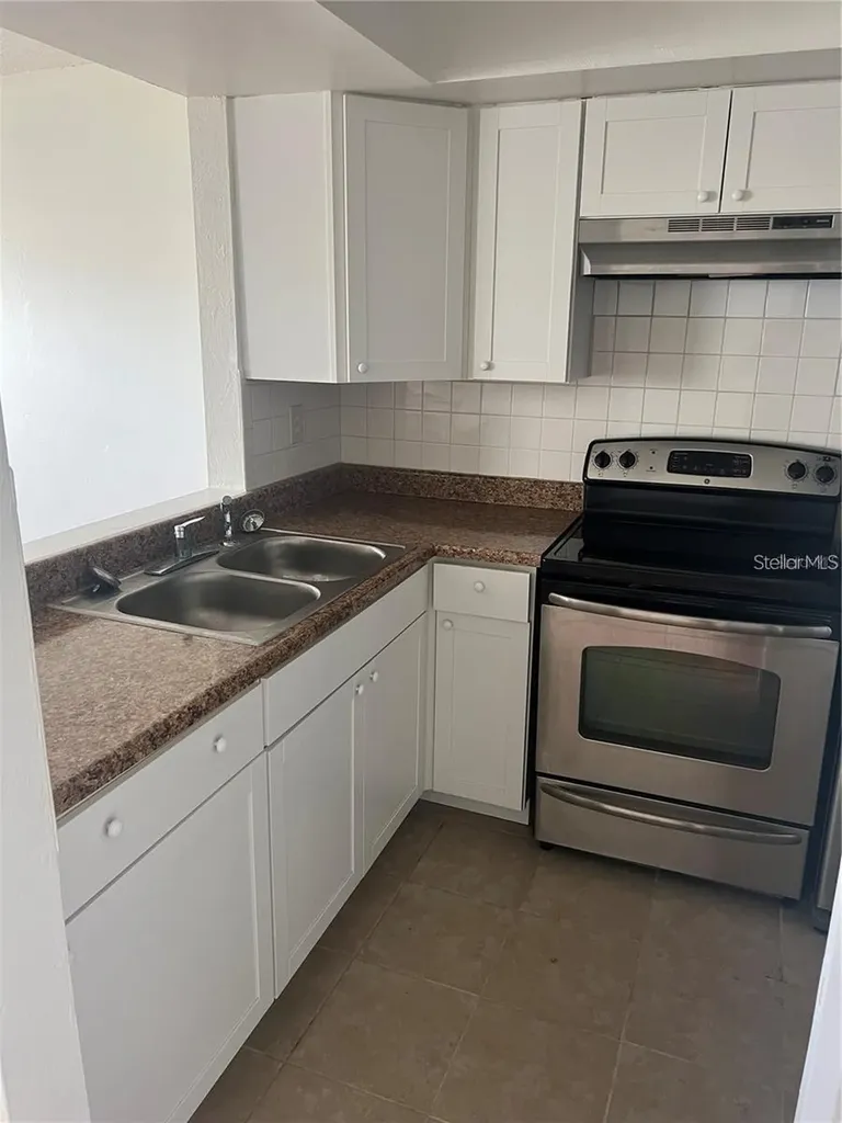 1250 S Pinellas Avenue Tarpon Springs FL 34689