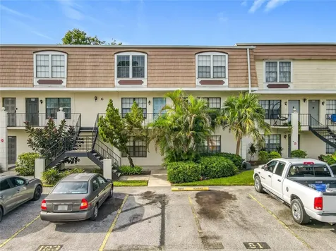 6034 Village Circle Orlando FL 32822
