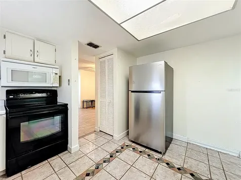 6034 Village Circle Orlando FL 32822