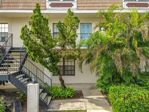 6034 Village Circle Orlando FL 32822