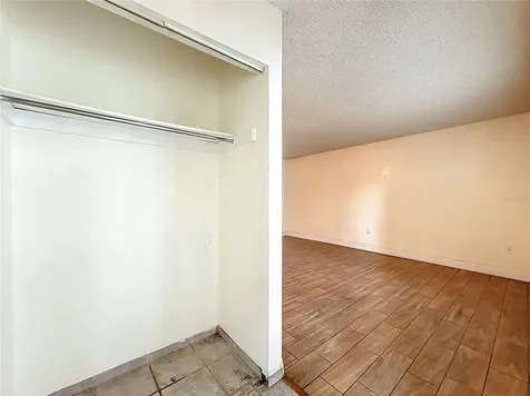 6034 Village Circle Orlando FL 32822
