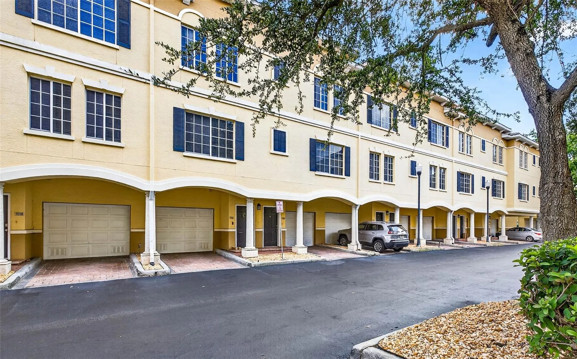 5214 Hampton Beach Place Tampa FL 33609