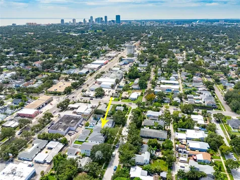 3037 10th Street N St Petersburg FL 33704