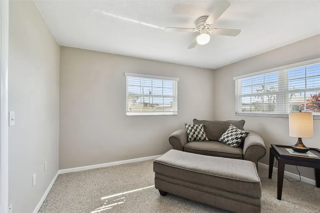 1045 44th Avenue NE St Petersburg FL 33703