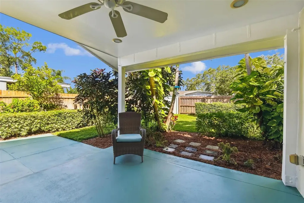1045 44th Avenue NE St Petersburg FL 33703