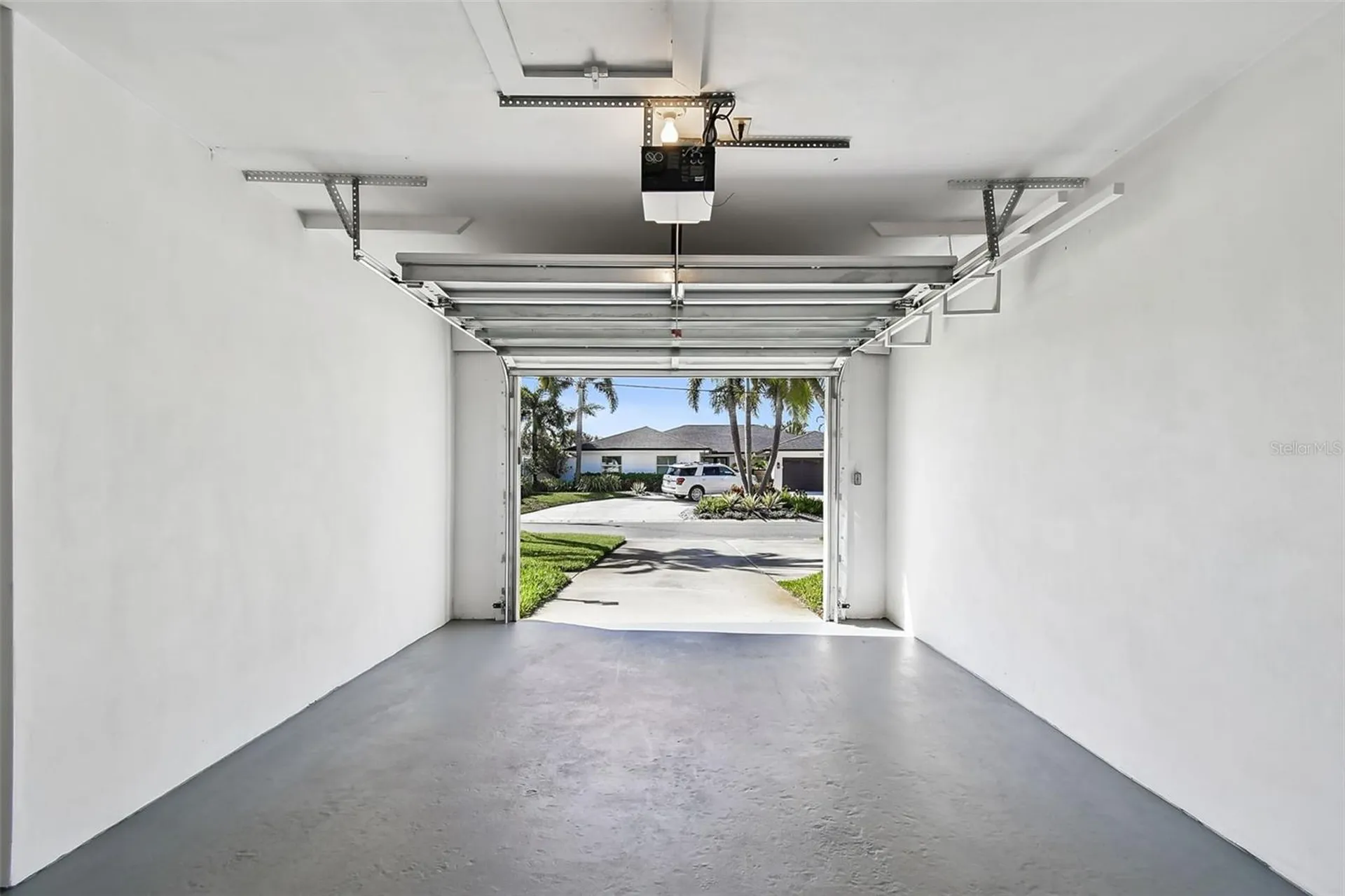 1045 44th Avenue NE St Petersburg FL 33703