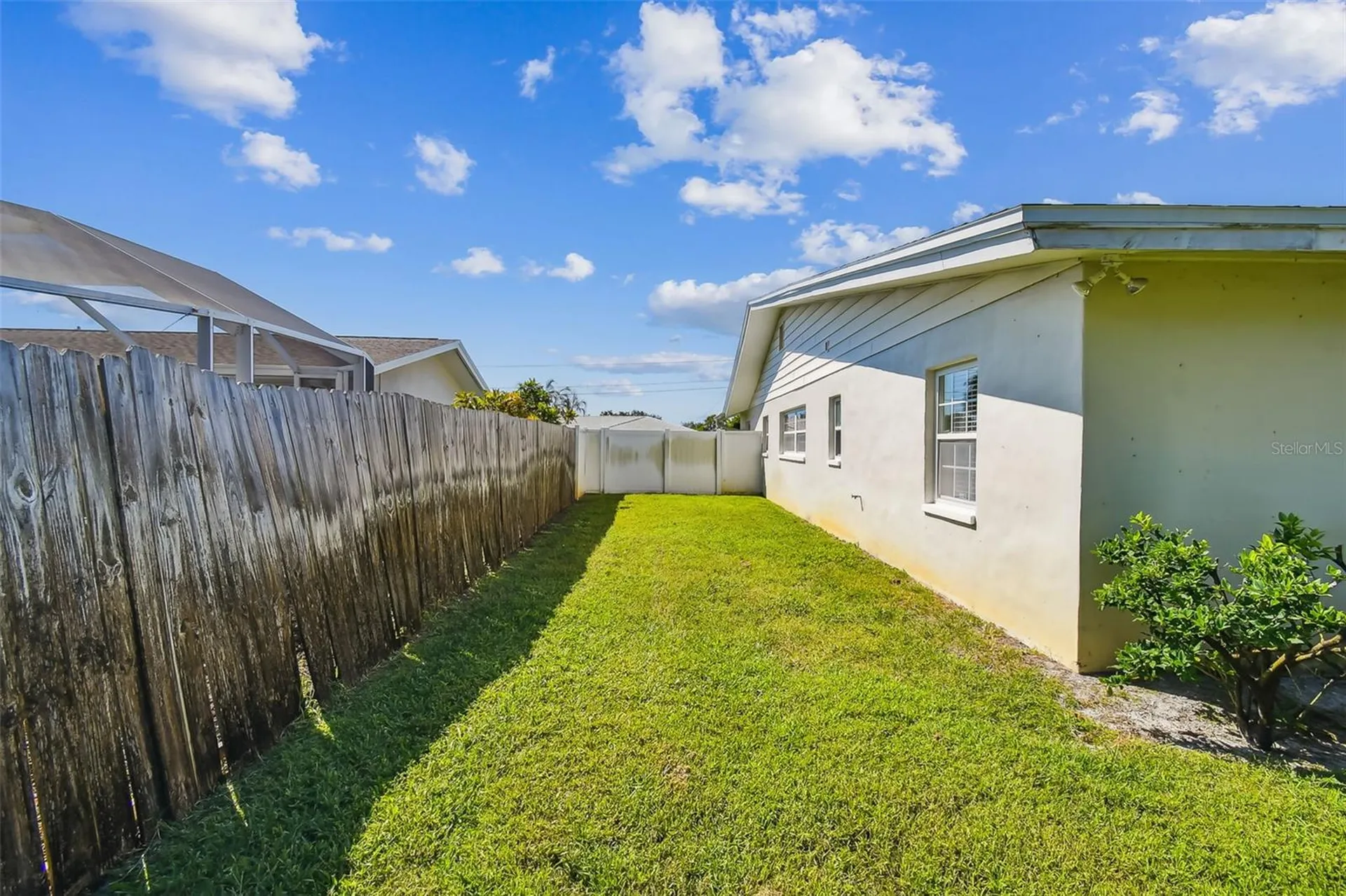 1045 44th Avenue NE St Petersburg FL 33703