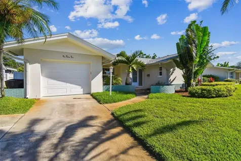 1045 44th Avenue NE St Petersburg FL 33703