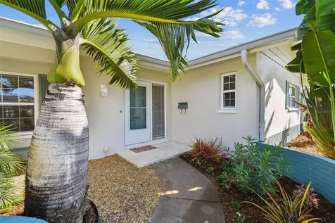 1045 44th Avenue NE St Petersburg FL 33703
