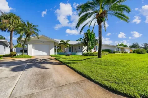 1045 44th Avenue NE St Petersburg FL 33703