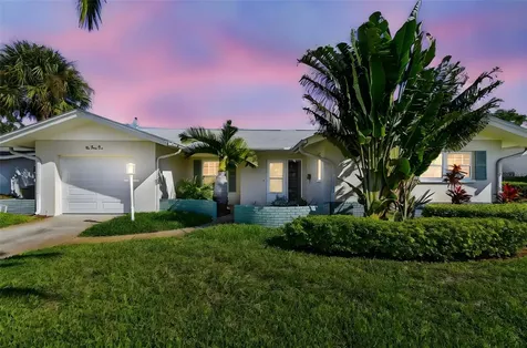 1045 44th Avenue NE St Petersburg FL 33703