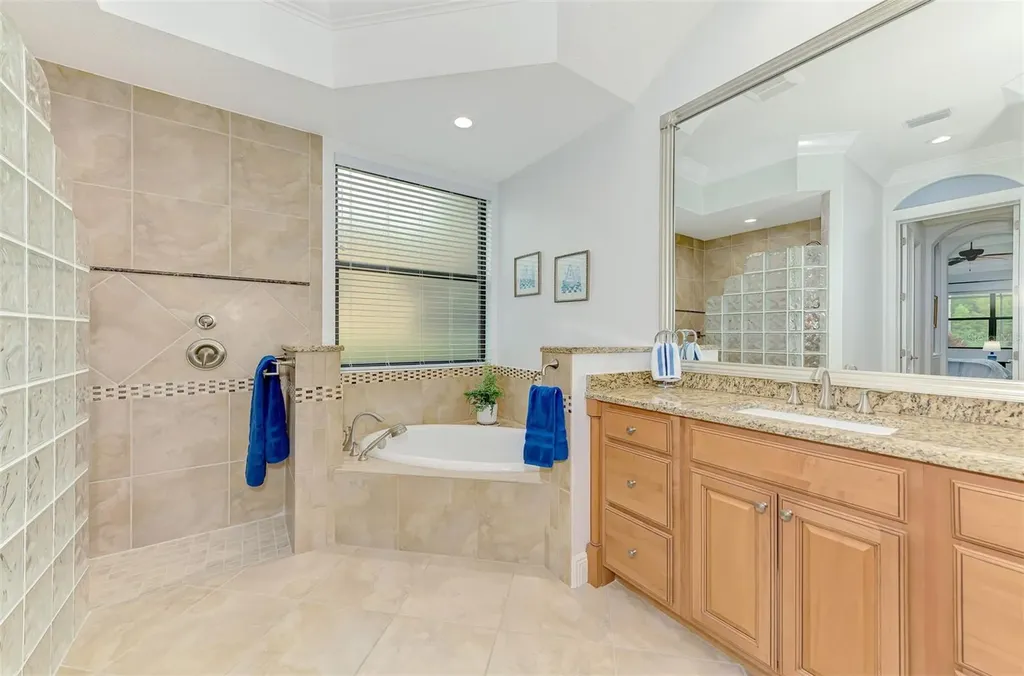 14703 Secret Harbor Place Lakewood Ranch FL 34202