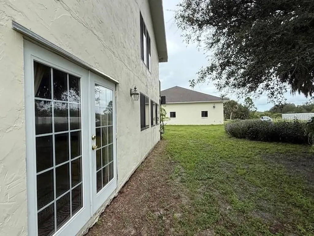 1799 E Manasota Beach Road Englewood FL 34223