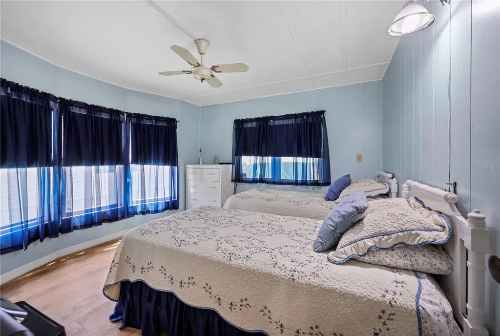 2100 Kings Highway Port Charlotte FL 33980