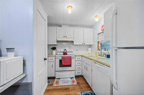 2100 Kings Highway Port Charlotte FL 33980