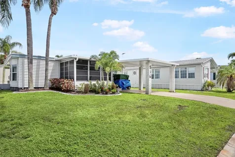 2100 Kings Highway Port Charlotte FL 33980