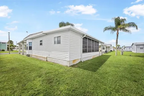 2100 Kings Highway Port Charlotte FL 33980