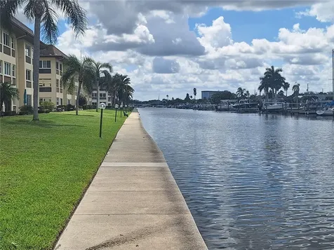4518 Garnet Drive New Port Richey FL 34652