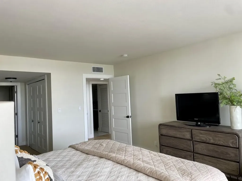 1460 Gulf Boulevard Clearwater Beach FL 33767