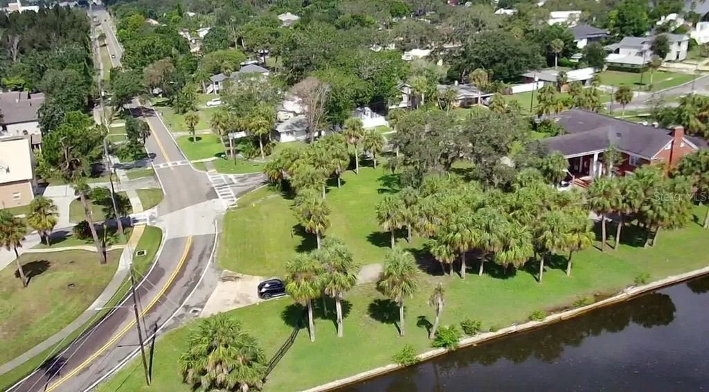 Park Avenue Tarpon Springs FL 34689