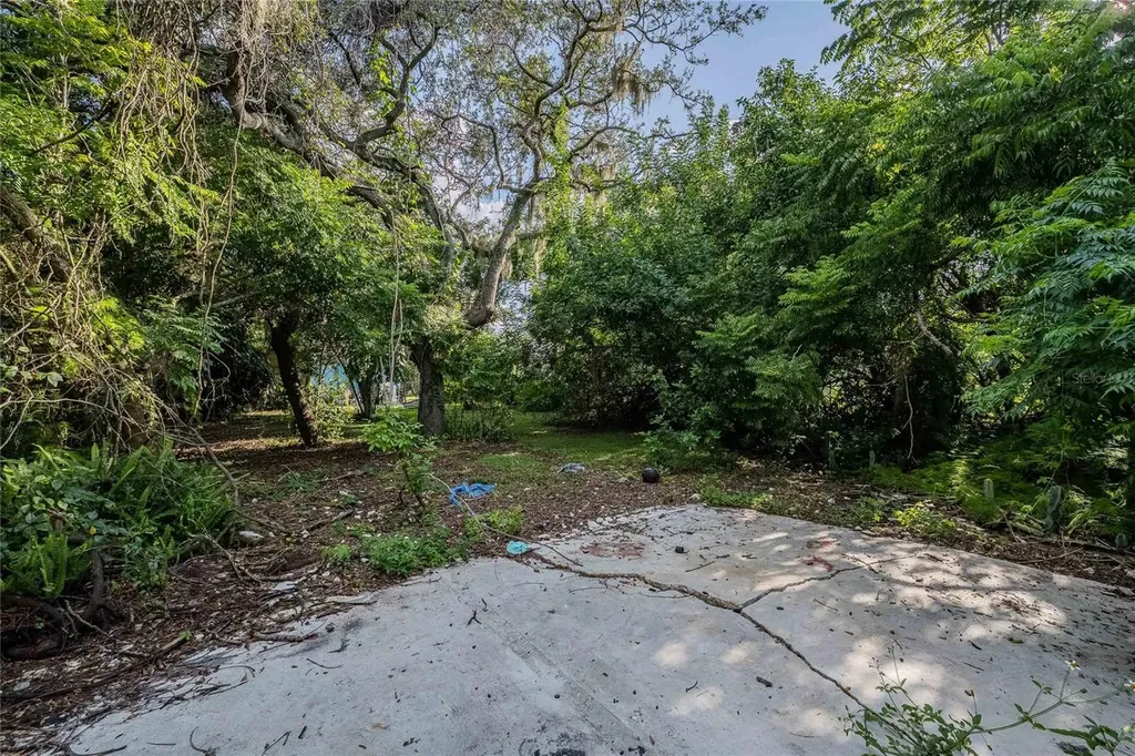 2236 Burns Street Lakeland FL 33801