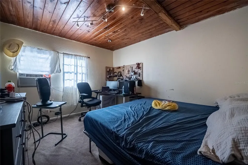 2236 Burns Street Lakeland FL 33801