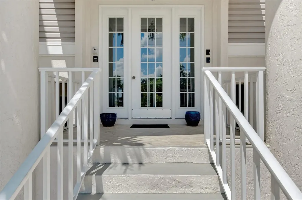 1380 Beach Road Englewood FL 34223