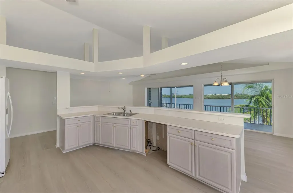 1380 Beach Road Englewood FL 34223