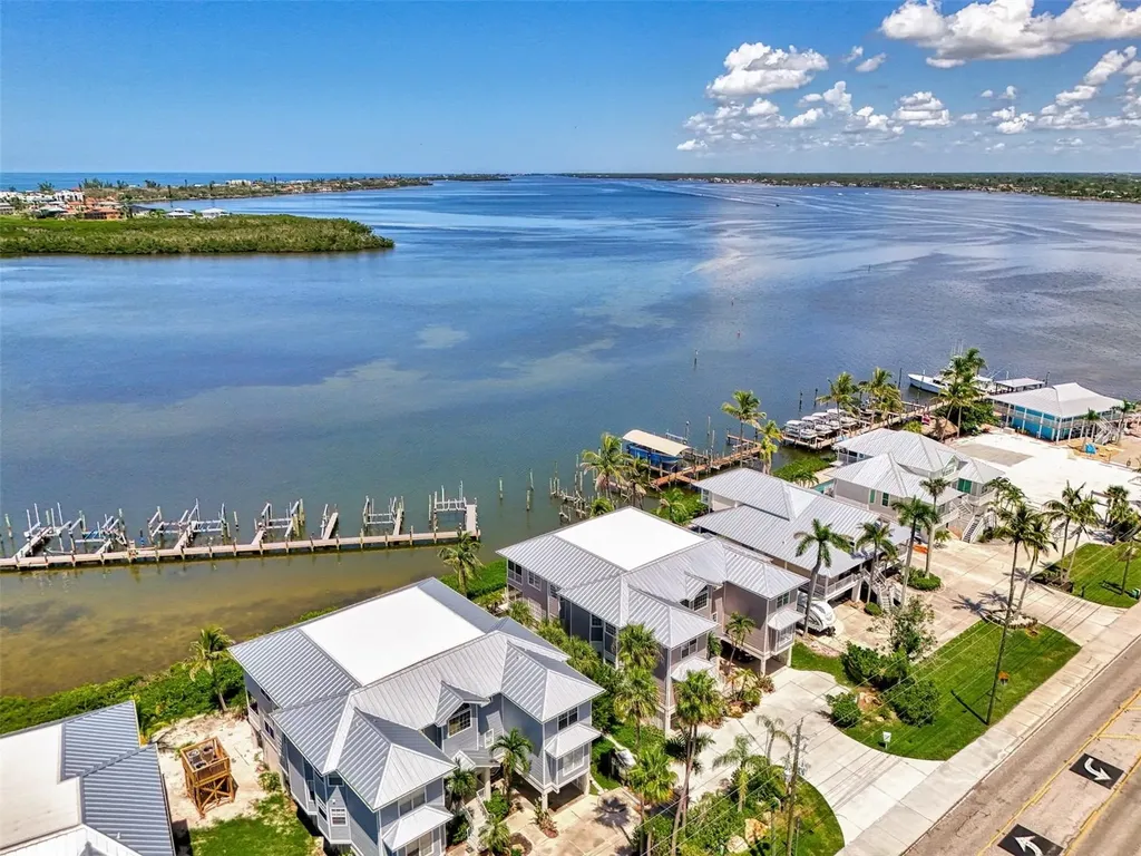 1380 Beach Road Englewood FL 34223