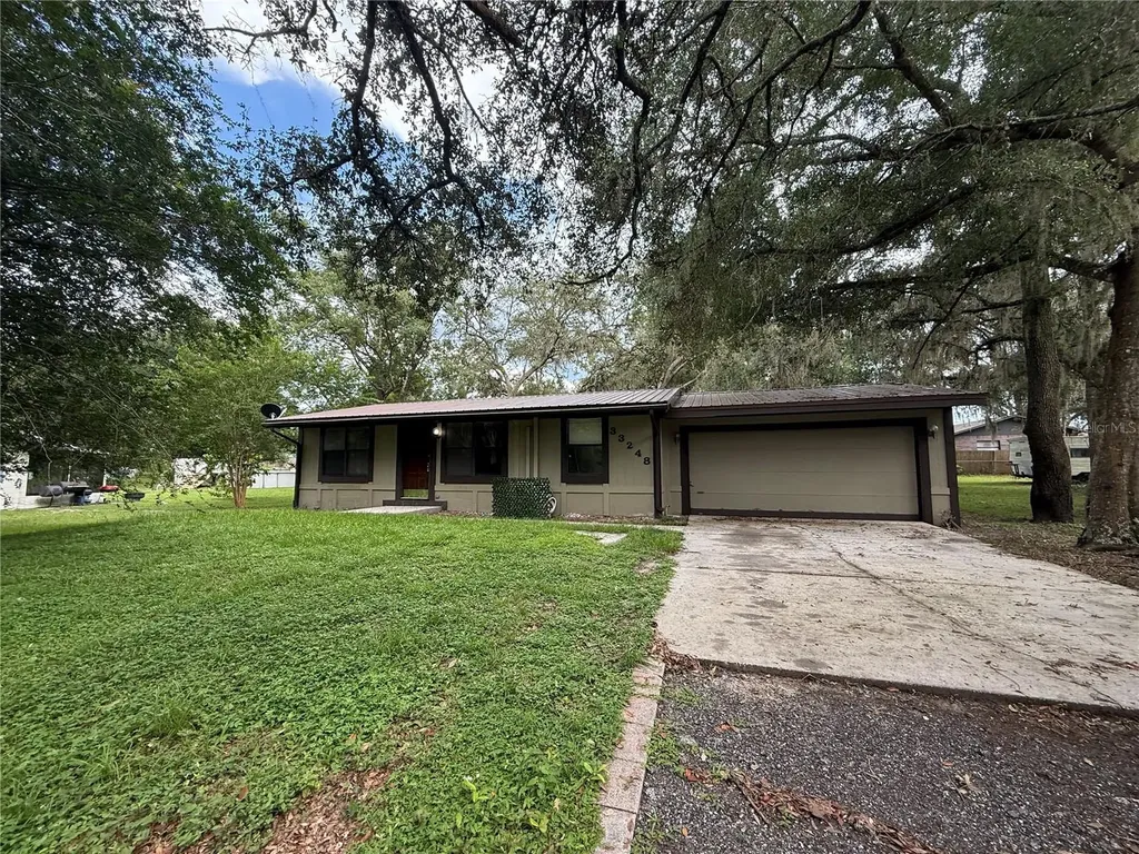 33248 Ridge Manor Boulevard Dade City FL 33523