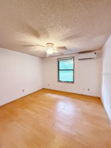 33248 Ridge Manor Boulevard Dade City FL 33523