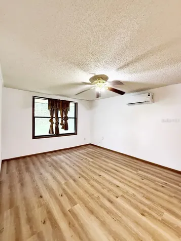33248 Ridge Manor Boulevard Dade City FL 33523