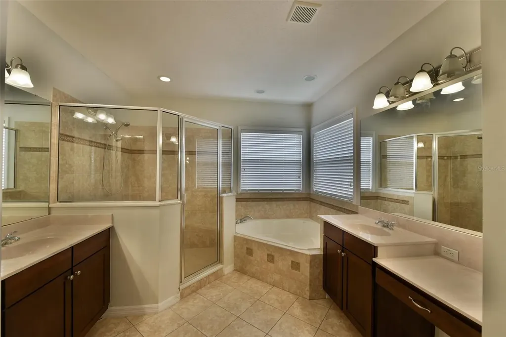 3341 Lake Jean Drive Orlando FL 32817